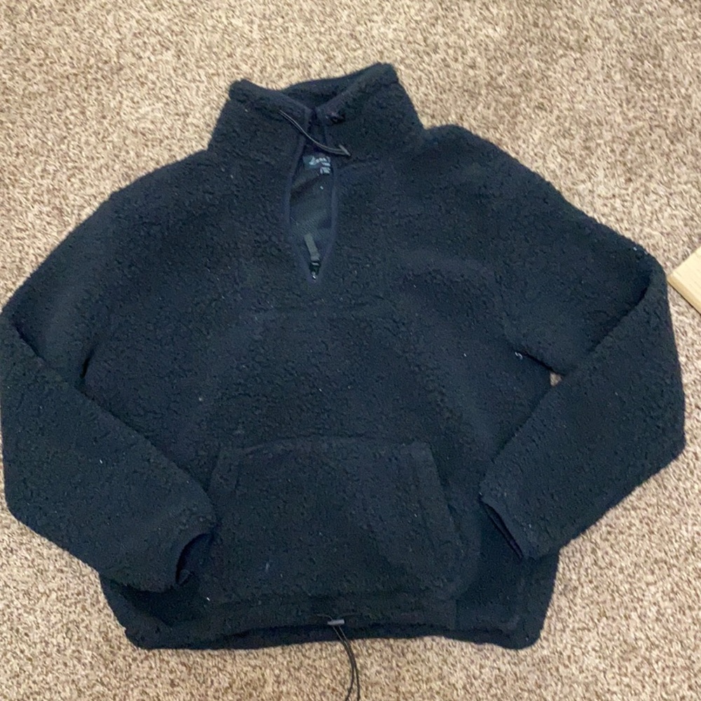 Sherpa Quarter zip